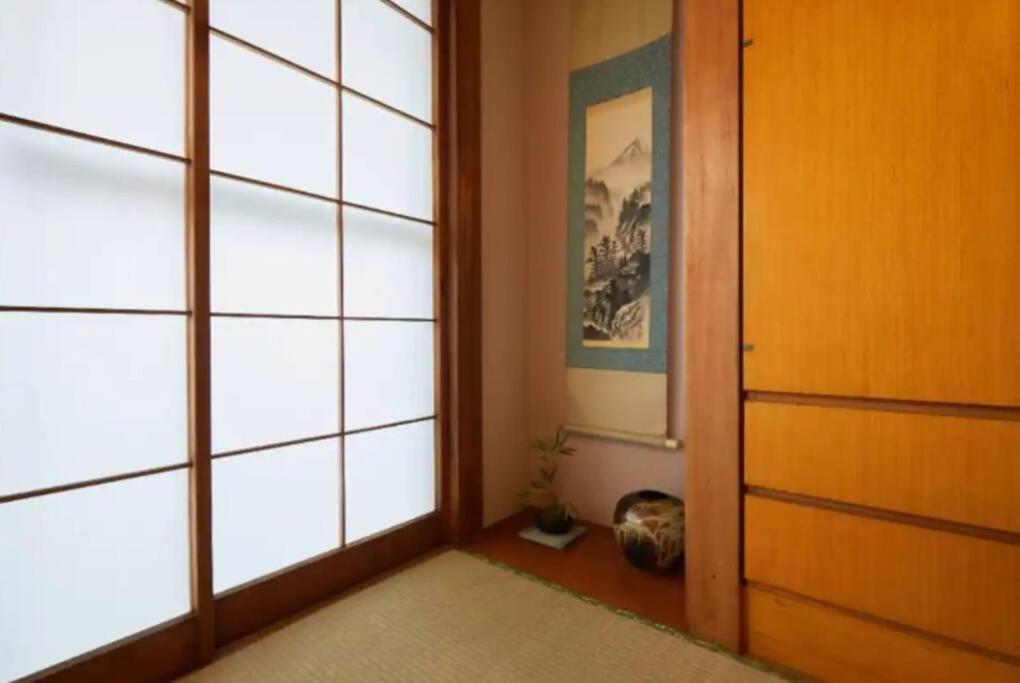 Grace Mukojima 701 Apartment *